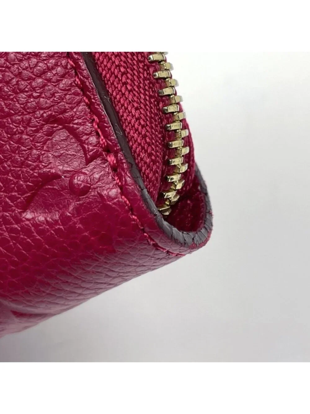 Louis Vuitton Portefeuille Cles Compact Monogram Empreinte Jaipur Wallet